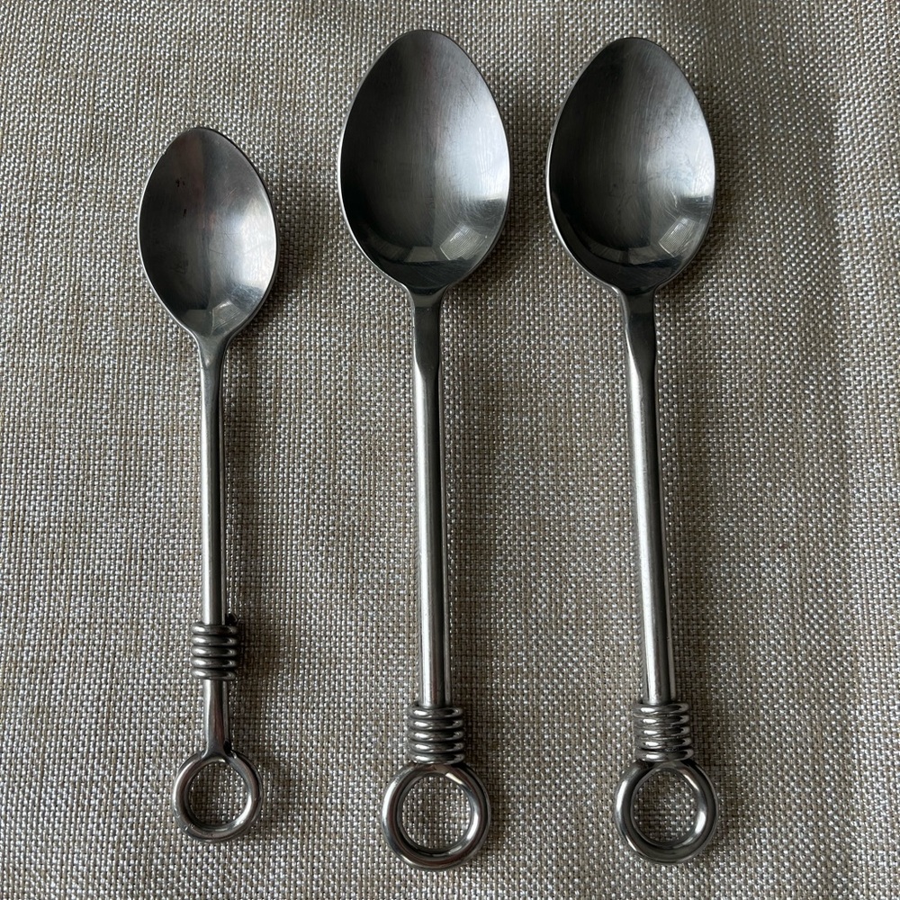 Parodie (Stainless) by HAMPTON SILVERSMITHS Spoons